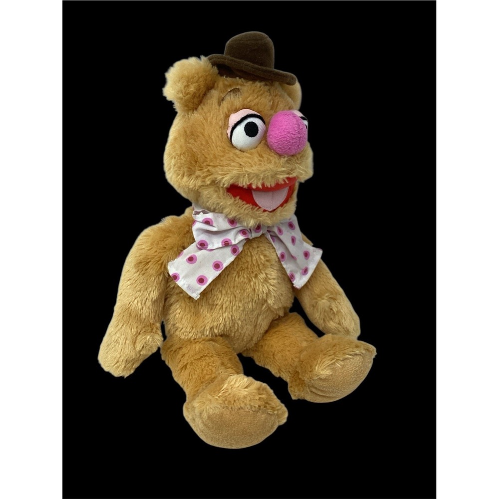 2012 Disney The Muppets Fozzie Bear Plush Stuffed Animal w Hat Whitehouse Leisur